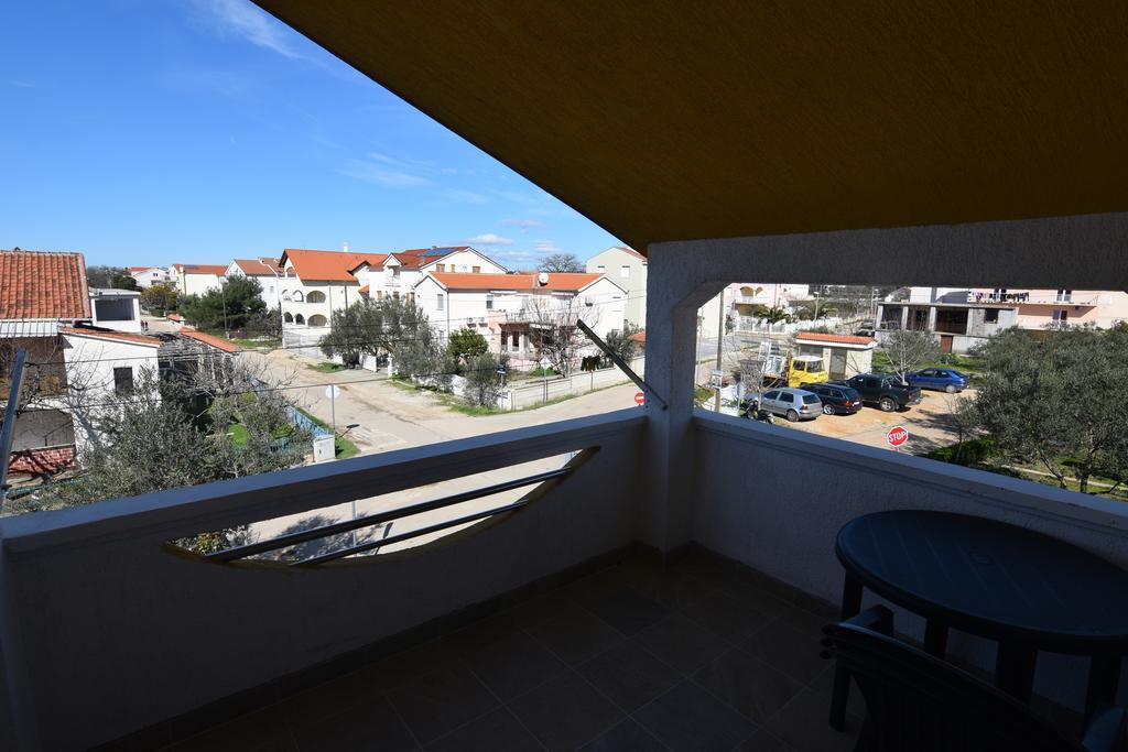 Apartments Batarilo Biograd Na Moru Exterior foto